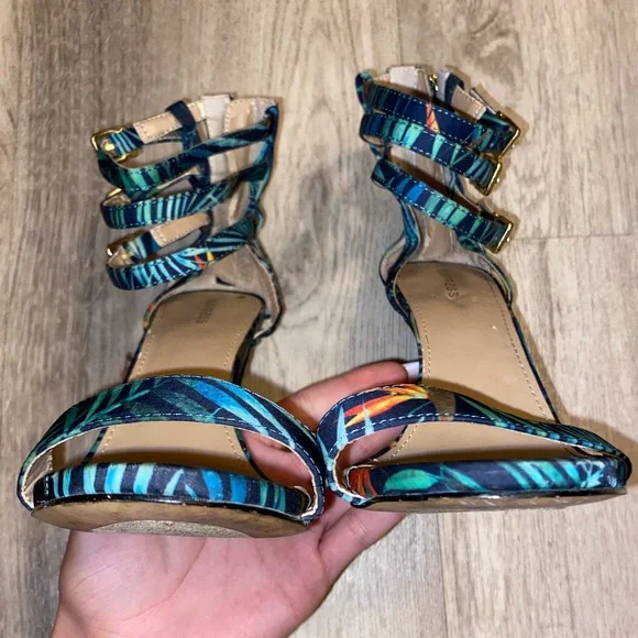 Express Cabana Stiletto High Heels Strappy Blue Green Floral Beach Summer sz 8 - Picture 4 of 11
